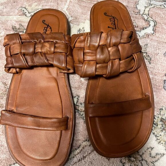 Free People Winding River Sandal in Brown - Picture 5 of 6